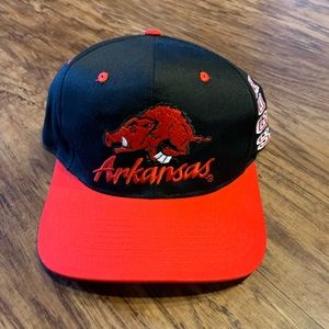 SOLD‼️ Vintage Arkansas Razorbacks SnapBack Hat